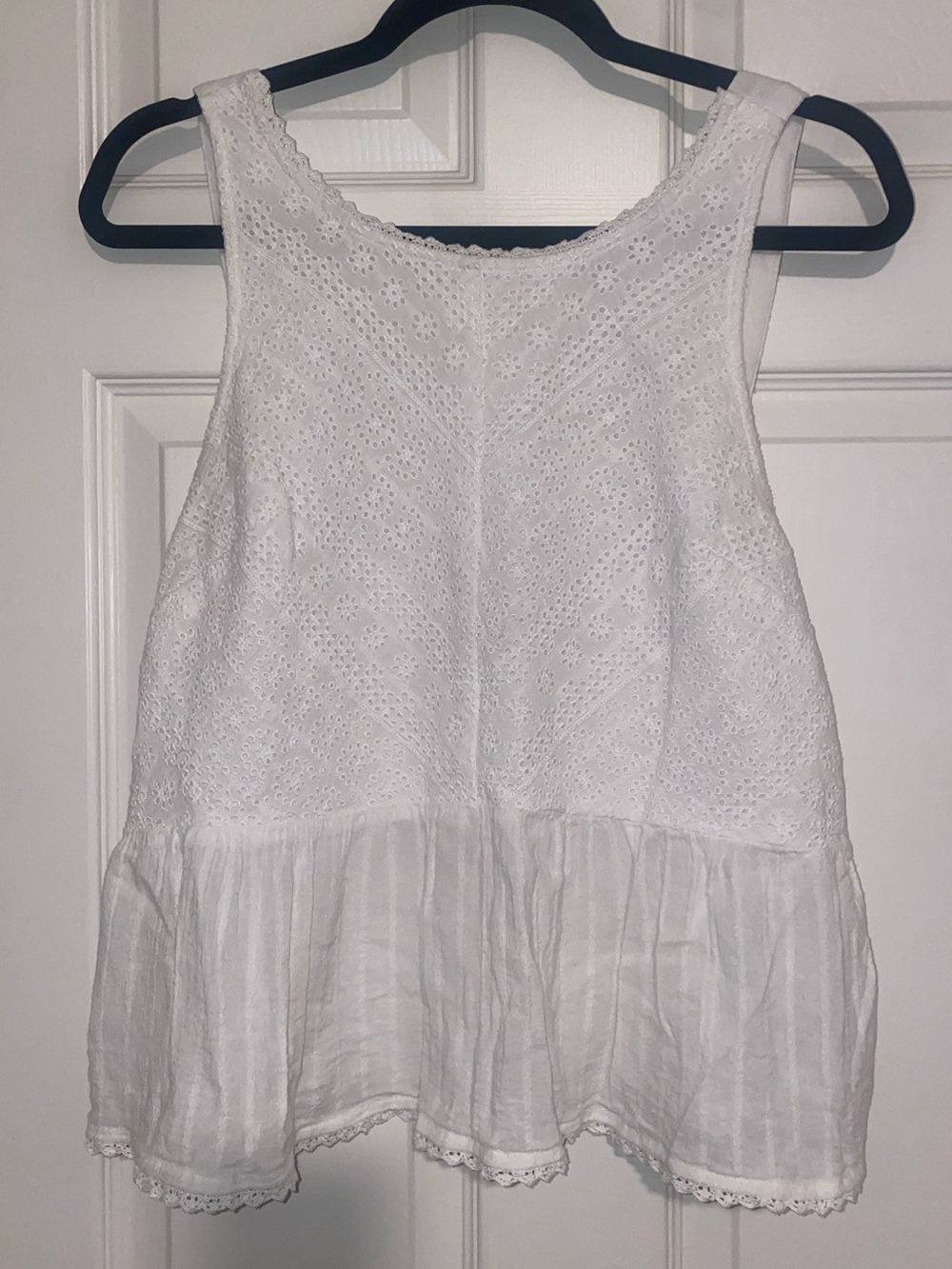 American Eagle Outfitters White Eyelet Peplum Camisole